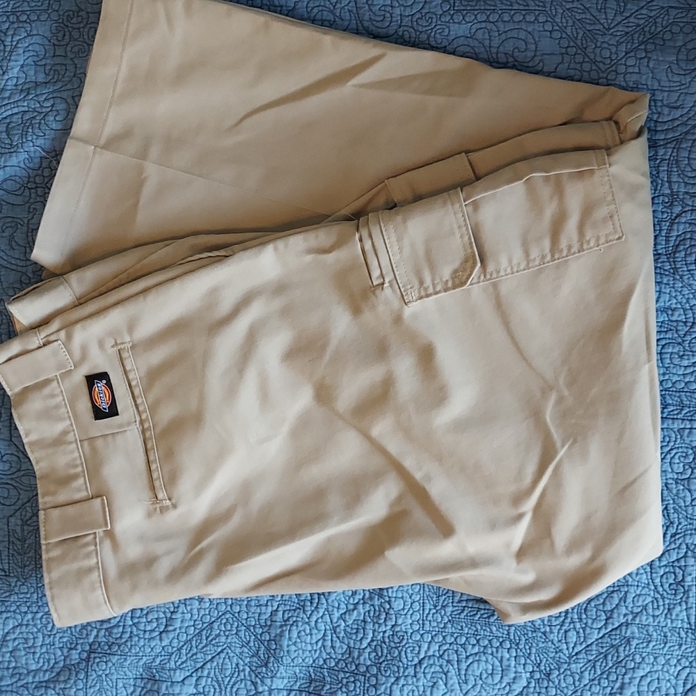 Duckies cargo pants
